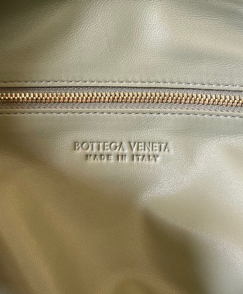 Bottega Veneta Teen Jodie 690225